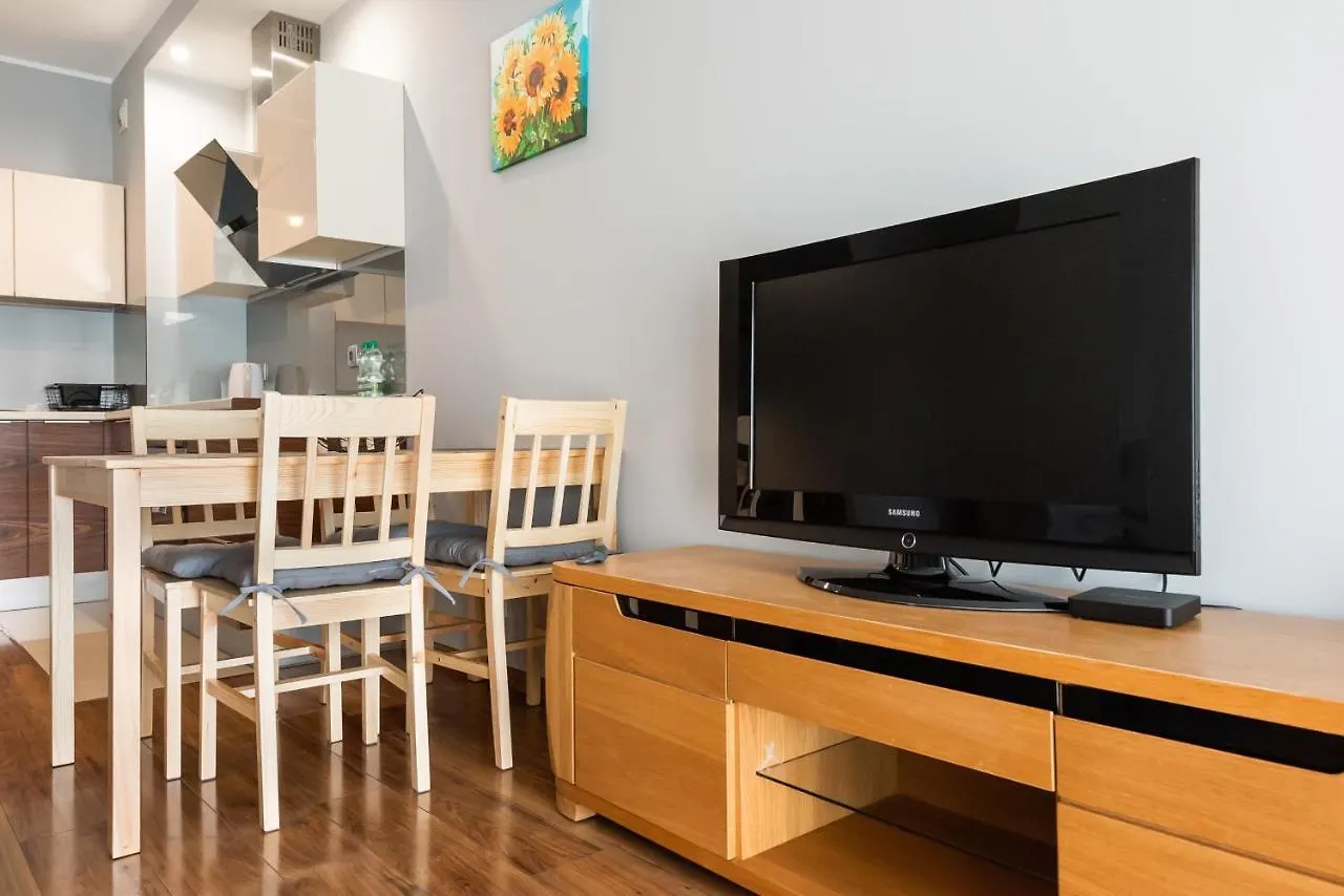 Wola Sokolowska Standard Apartment 바르샤바 폴란드